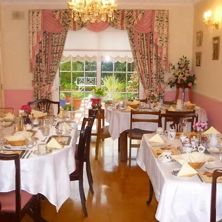 Maple House Bed & Breakfast Galway
